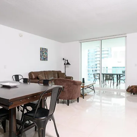 Spacious Penthouse In Brickell 3 Bedroom Free Parking